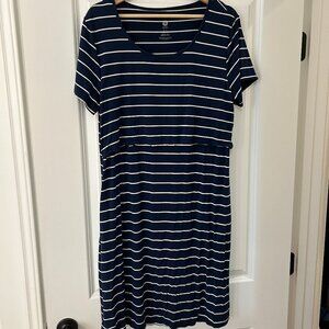 Eleanora Kindred Bravely Navy Striped Maternity Nursing T-Shirt Dress w/ Pockets